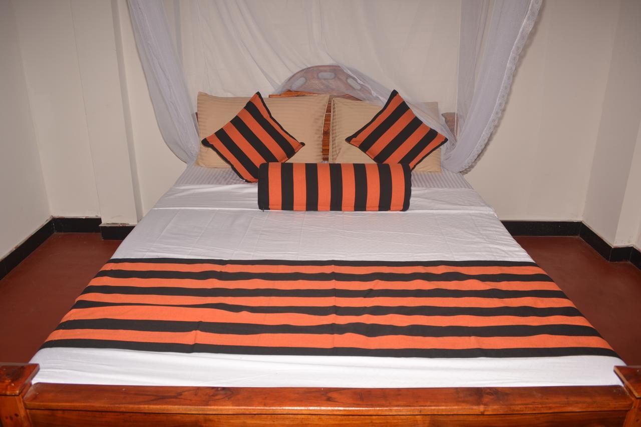 Ella River Face Inn Zewnętrze zdjęcie