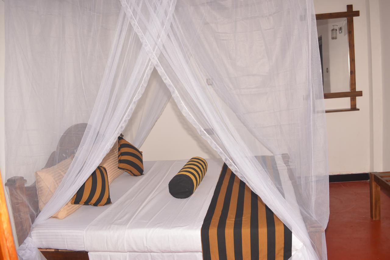 Ella River Face Inn Zewnętrze zdjęcie
