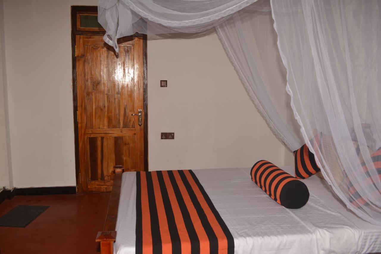 Ella River Face Inn Zewnętrze zdjęcie